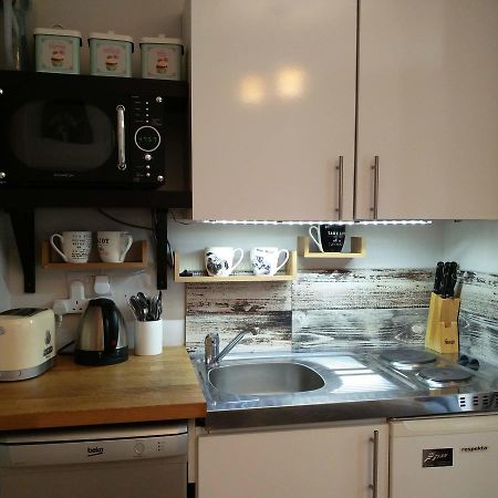 Hammersmith Apartment Μπρέντφορντ Εξωτερικό φωτογραφία