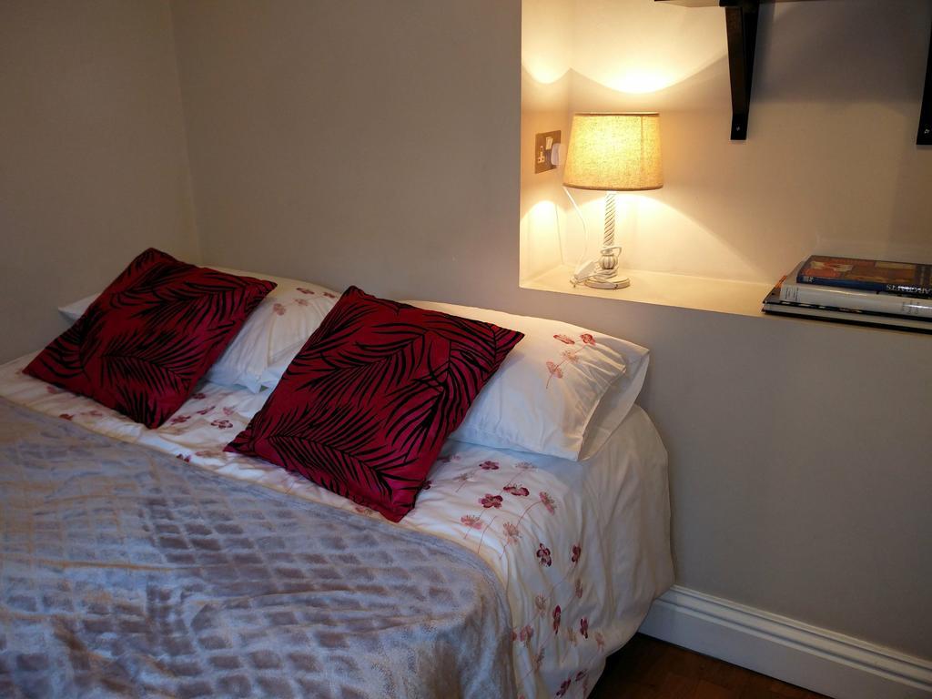 Hammersmith Apartment Μπρέντφορντ Εξωτερικό φωτογραφία